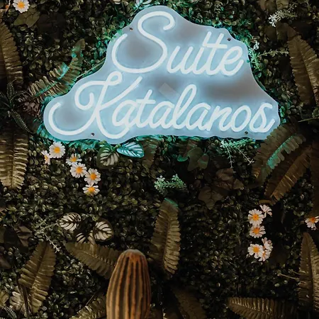 Katalanos & *